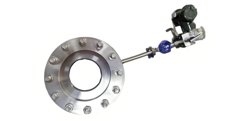 Comparison of thin-walled orifice and short tube orifice flow patterns